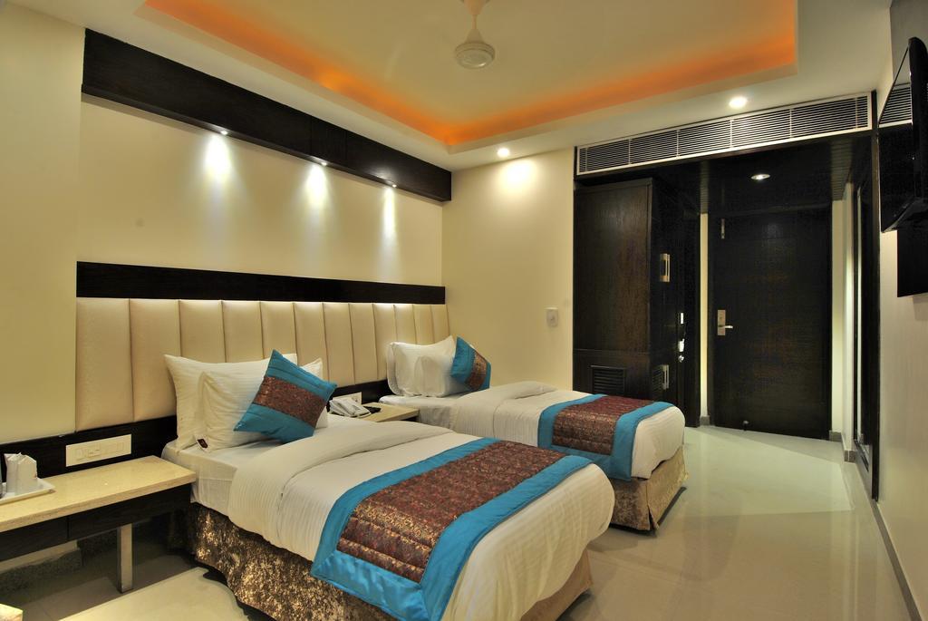 Hotel Sai Miracle - Luxury Living Nueva Delhi Exterior foto