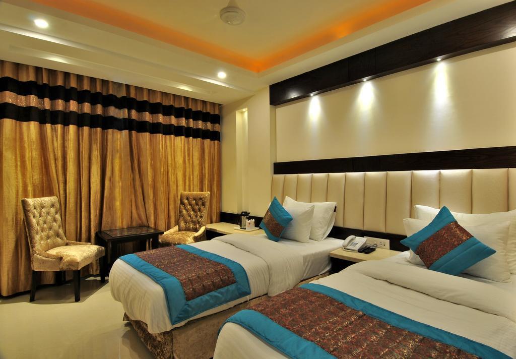 Hotel Sai Miracle - Luxury Living Nueva Delhi Exterior foto