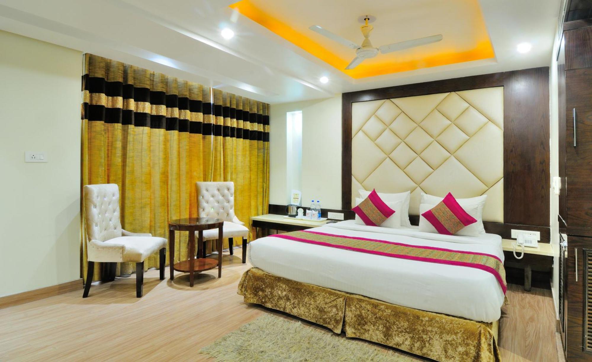 Hotel Sai Miracle - Luxury Living Nueva Delhi Exterior foto