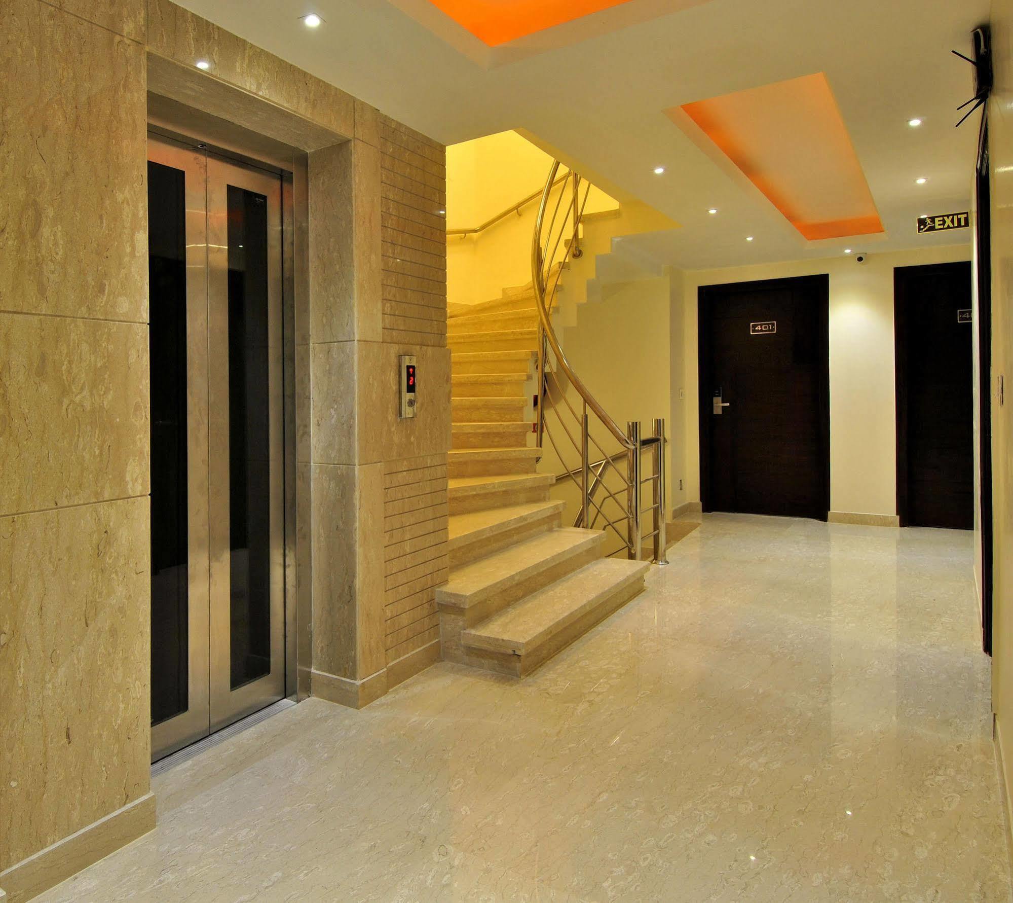 Hotel Sai Miracle - Luxury Living Nueva Delhi Exterior foto