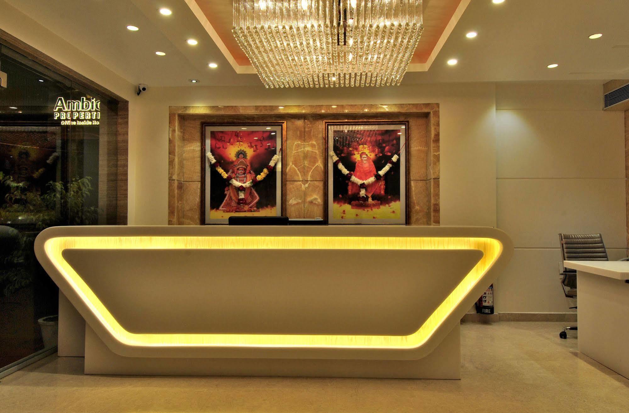 Hotel Sai Miracle - Luxury Living Nueva Delhi Exterior foto