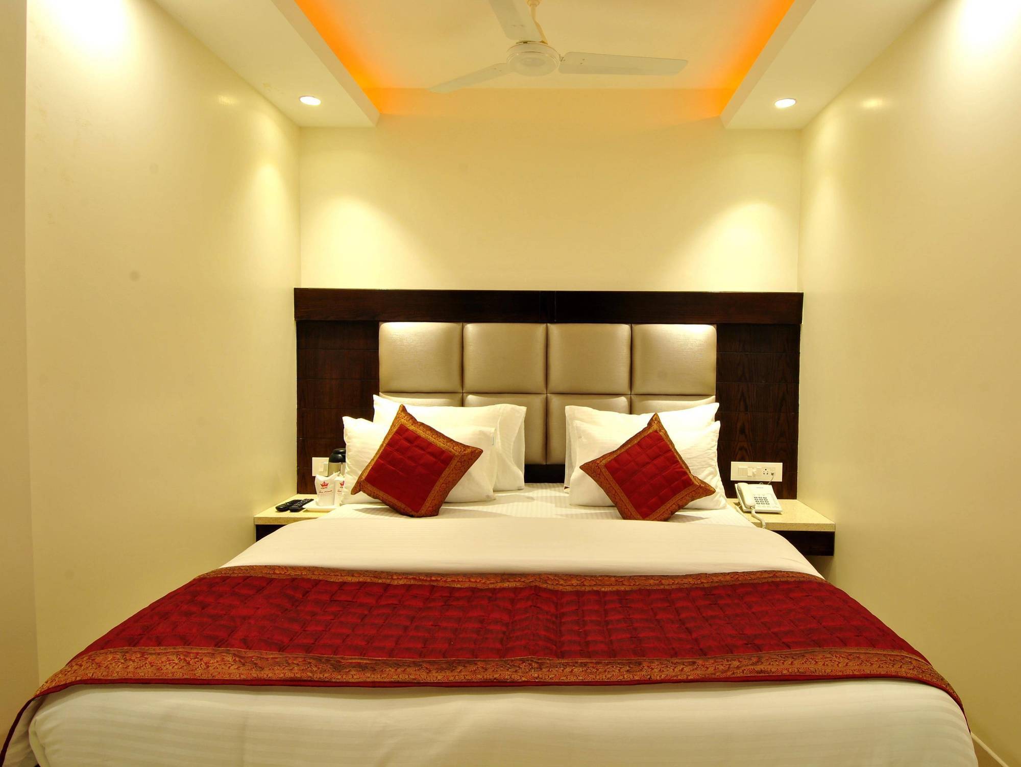 Hotel Sai Miracle - Luxury Living Nueva Delhi Exterior foto
