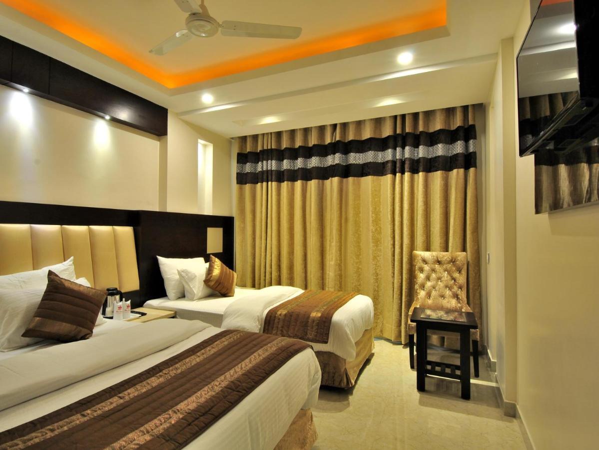 Hotel Sai Miracle - Luxury Living Nueva Delhi Exterior foto